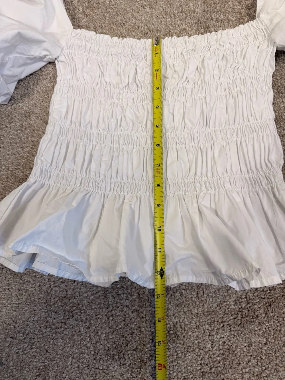 ASTR White Smocked Puff Sleeve Peplum Top Women’s Sz S